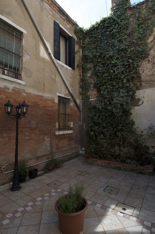Al Portico Guest House Venedik Dış mekan fotoğraf